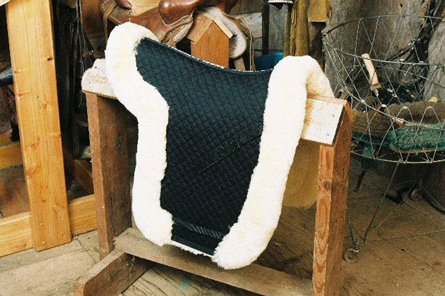 Engel Deluxe Sheepskin Dressage Numnah with Complete Lining & Full Rolled Edge - 3320CR