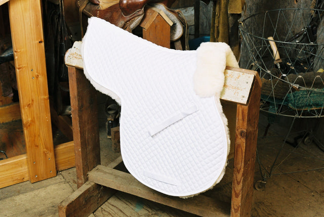 Engel Deluxe Sheepskin All Purpose Numnah with Pommel Roll and Complete Lining - 3322C