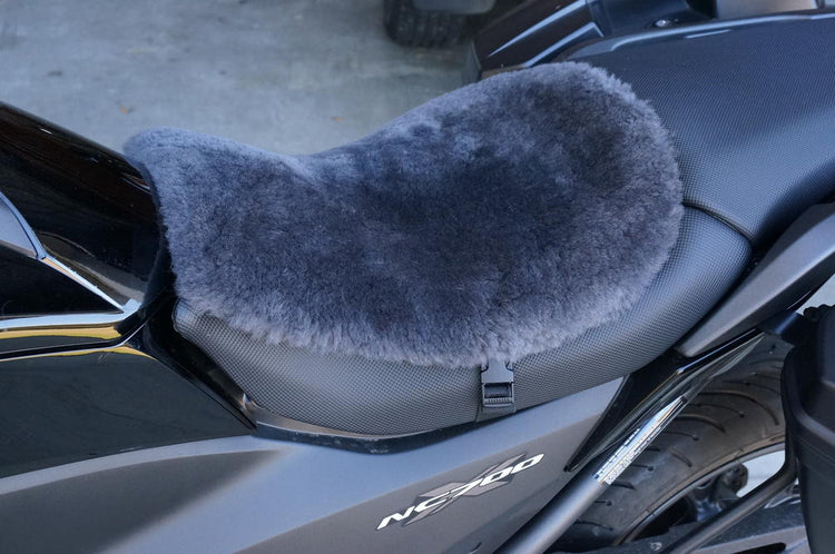 Sheepskin Buttpad® Motorcycle Seat Cover for the BMW R1250 GS by Alaska Leather