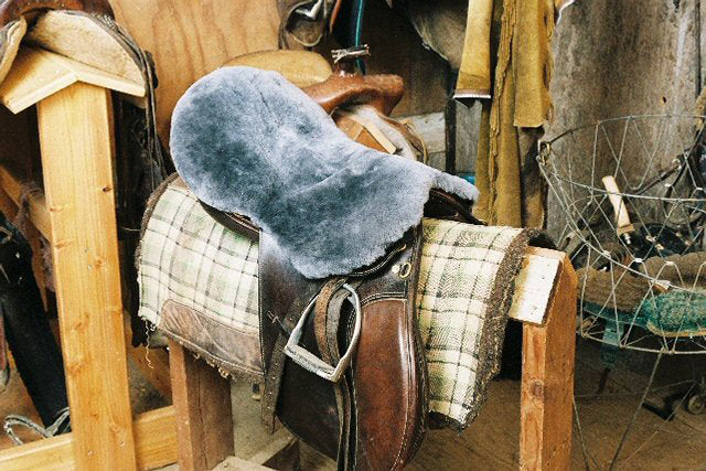 Deluxe Sheepskin All-Purpose / Dressage Saddle Seat Cover 3350