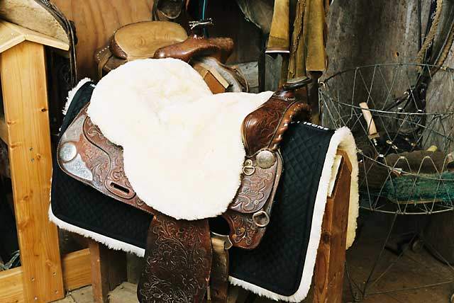 Standard Western Sheepskin Saddle Seat Cover 3355