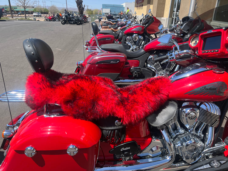 Full Pelt with Straps Sheepskin Buttpad®
