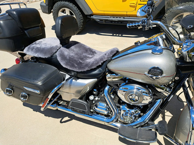 Sheepskin Buttpad® Motorcycle Seat Cover for the BMW R1250 GS by Alaska Leather