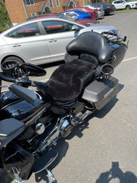 2-Up Full Saddle Sheepskin Buttpad™