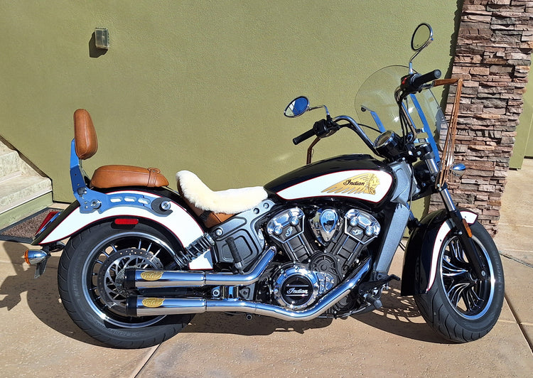 Sheepskin Buttpad® Motorcycle Seat Cover for the BMW R1250 GS by Alaska Leather