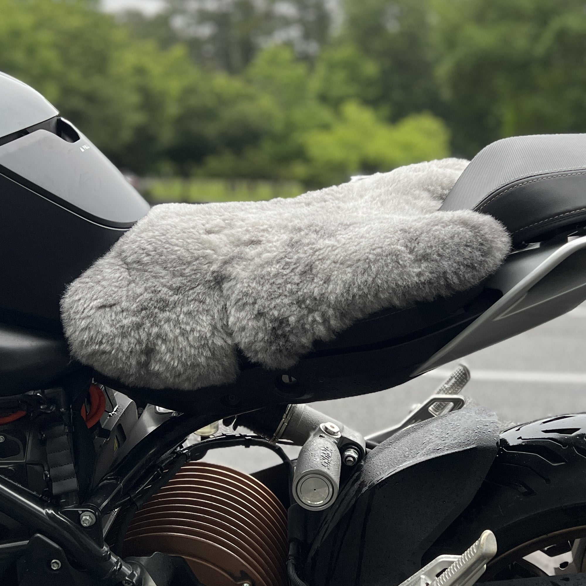Zero SR/S and SR/F Sheepskin Motorcycle Seat Cover – Alaska Leather