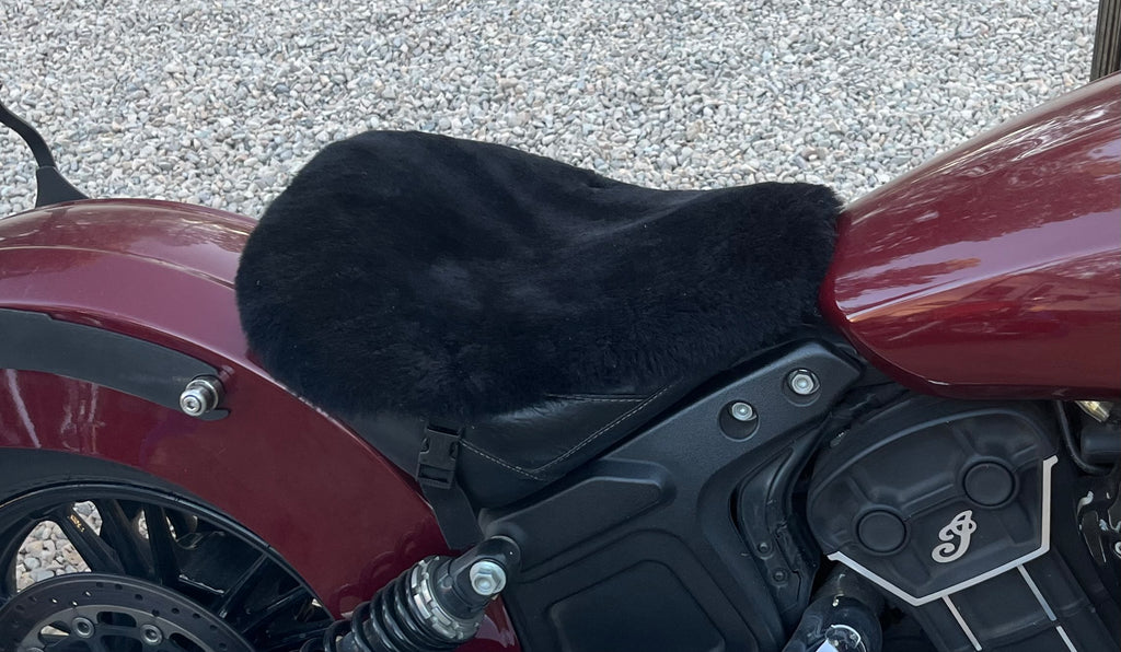 Medium Sheepskin Buttpad - Motorcycle Seat Cover – Alaska Leather