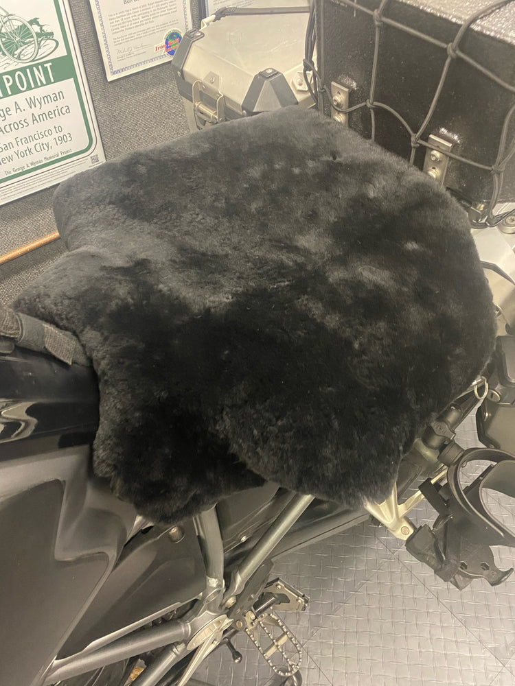Russell Standard Sheepskin Buttpad®
