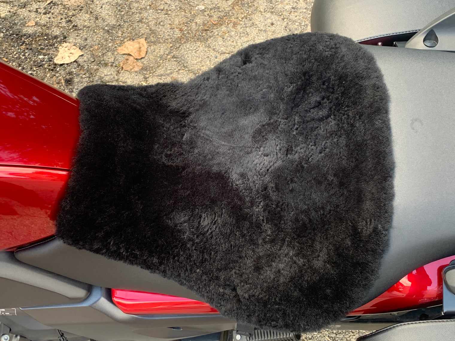Pillion 1 Wide Sheepskin Buttpad®